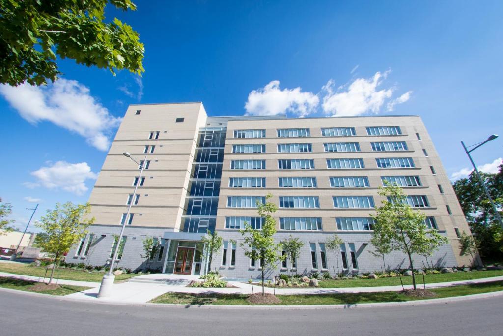 Lakehead University Residence And Conference Centre Orillia Exterior foto